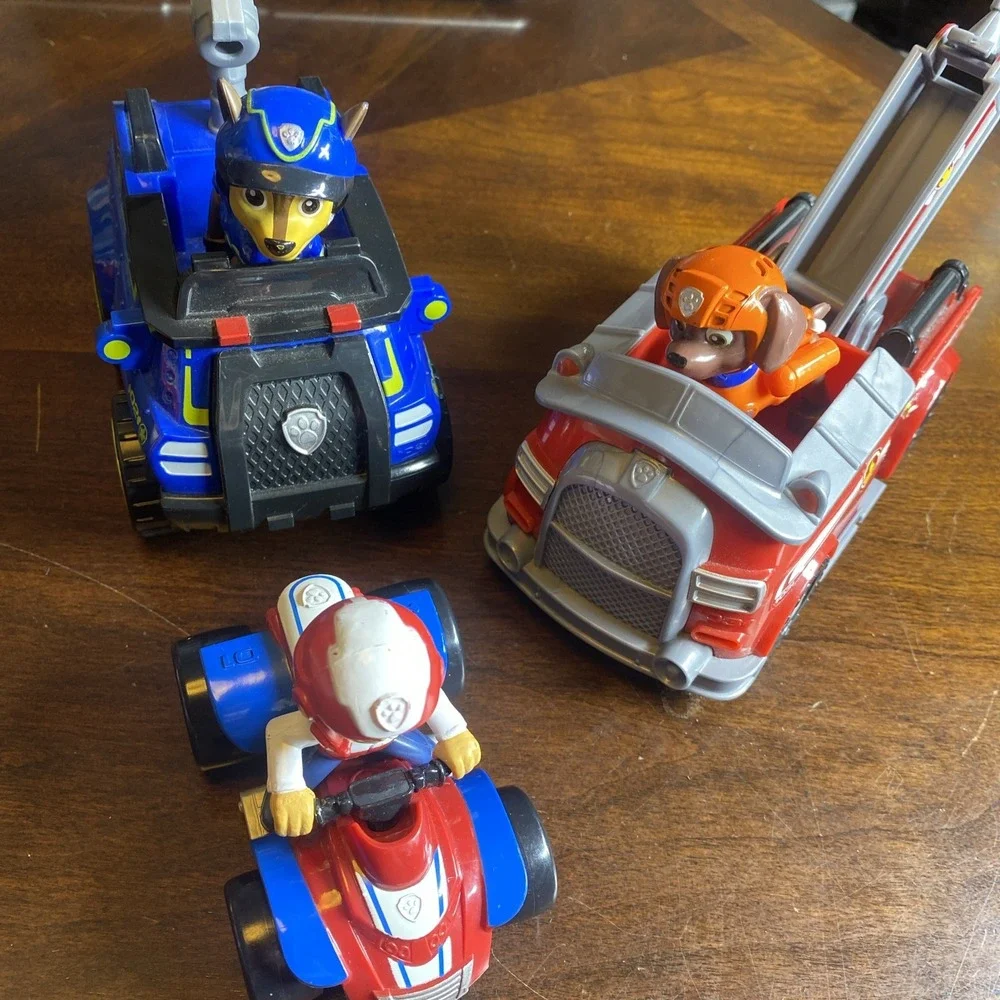Paw Patrol Marshalls Rescue Set Of 3 With Figures Firetruck Emergency Vehicles